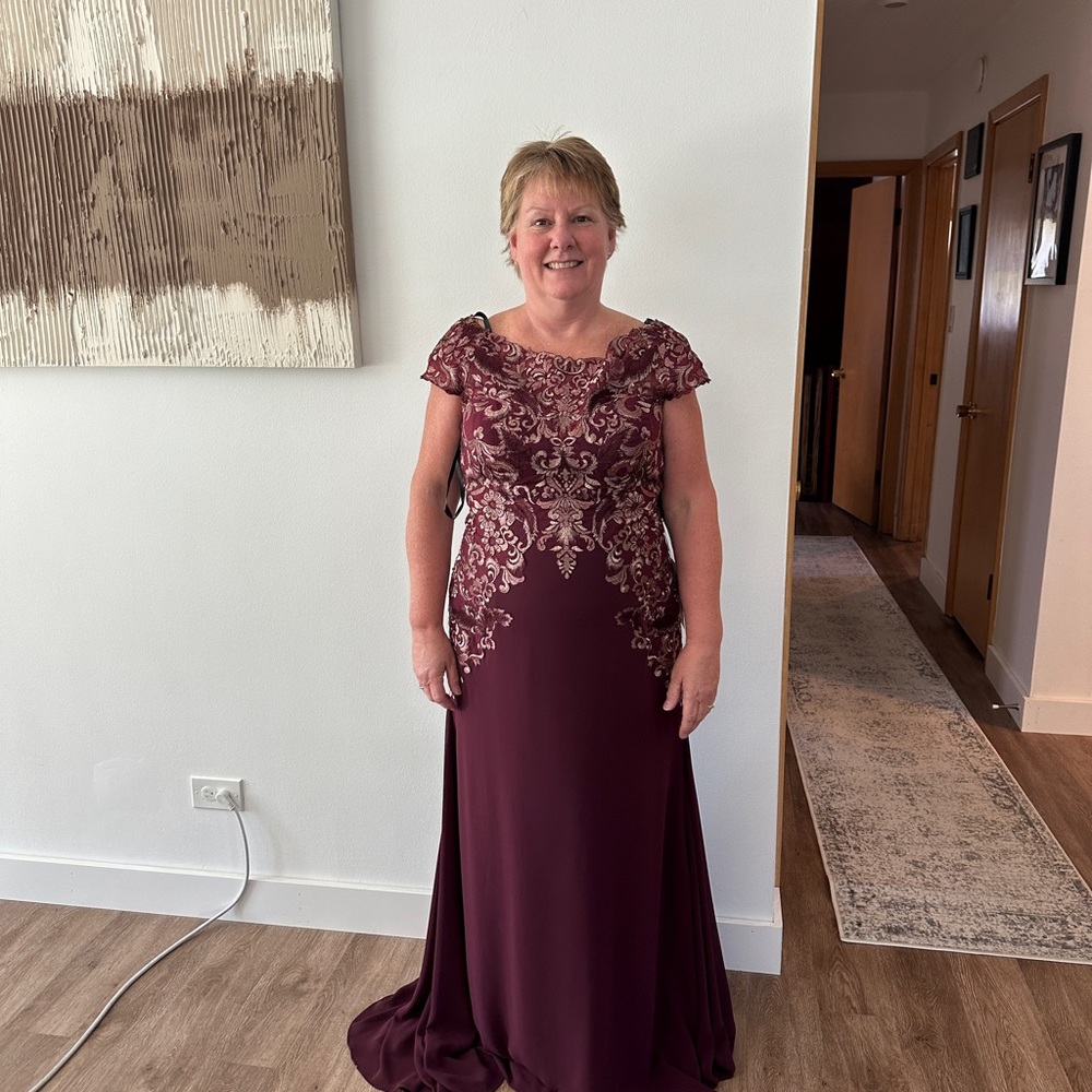 Burgundy Lace Maxi Dress